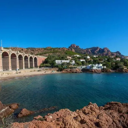 2 Pieces 4/5 Personnes Rez-de-jardin - Cap Esterel, Cote D'azur Saint-Raphaël